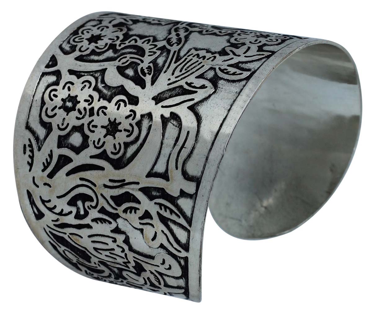 Wholesale Bracelets from India – Antique-Look Cuff Bracelet – Cast in Brass – Nickel Plated & Black Shading – Floral & Leafy Motifs – Bracelets in Bulk